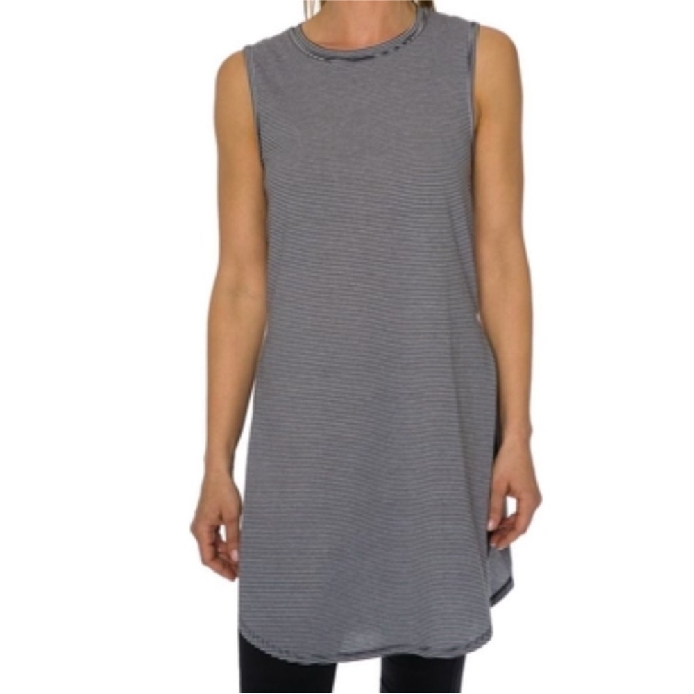 Betsey Johnson Split Side Long Muscle Tank Dress Gray Woman’s Size Small